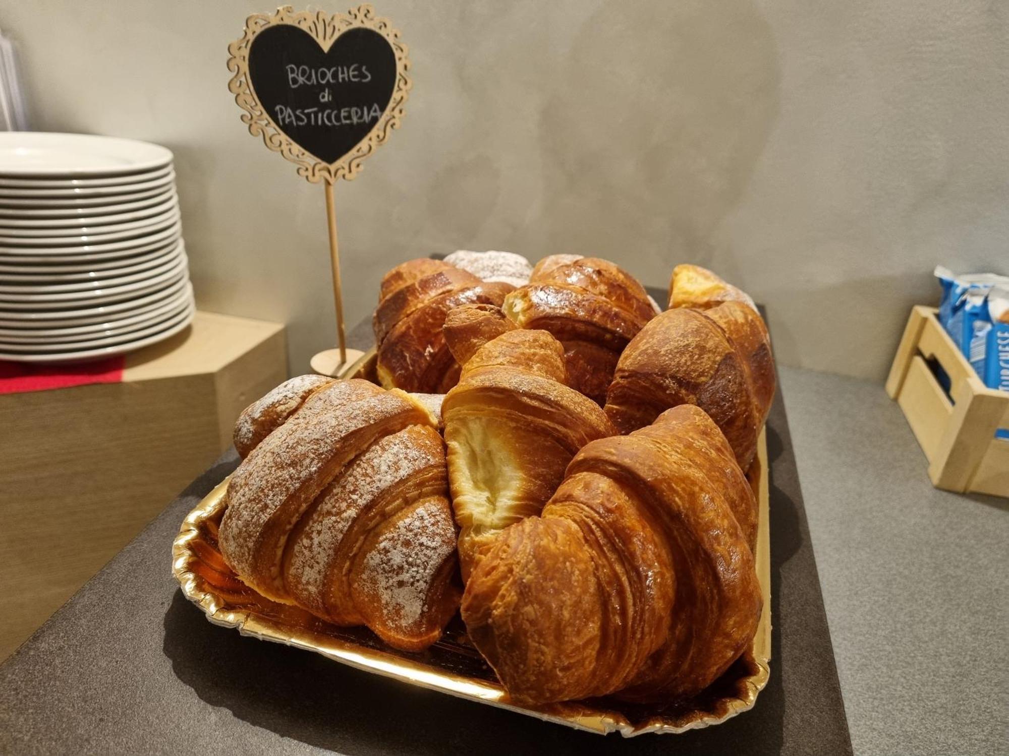 La Ruota Hotel Морбеньо Екстериор снимка